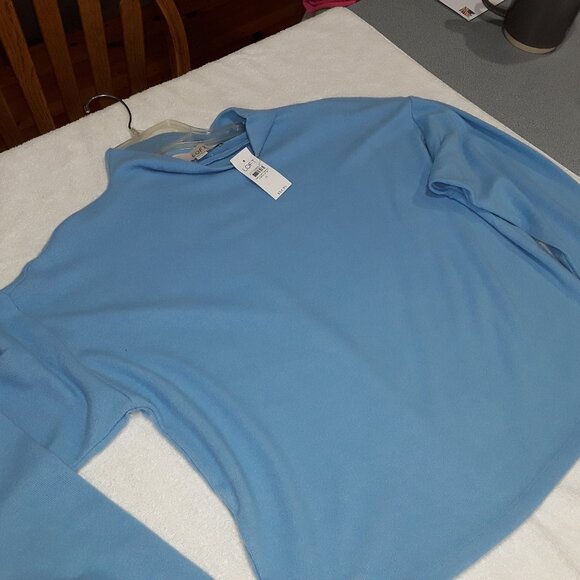 Loft - new w/tags  - very soft mock neck sweater - Picture 1 of 4